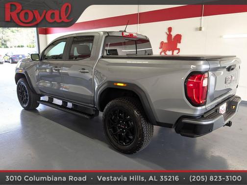 2025 GMC Canyon AT4