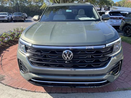 2026 Volkswagen Atlas Cross Sport 2.0T SEL Premium