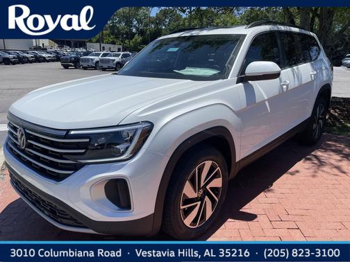 White Pearl 2026 Volkswagen Atlas 2.0T SE w/Technology