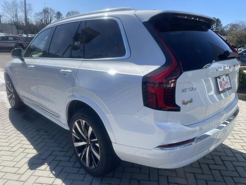 2026 Volvo XC90 Core, B5 AWD Gas (mild hybrid), Gasoline, Bright, 7 Seats