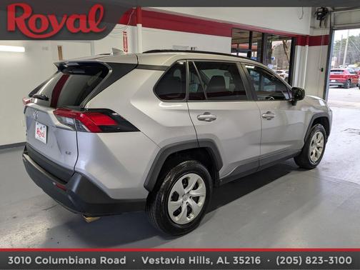 2019 Toyota RAV4 LE