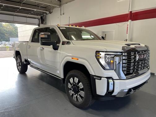 2026 GMC Sierra 2500 Denali