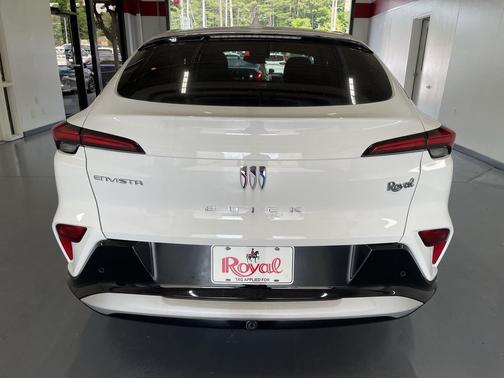 Summit White 2026 Buick Envista Sport Touring FWD