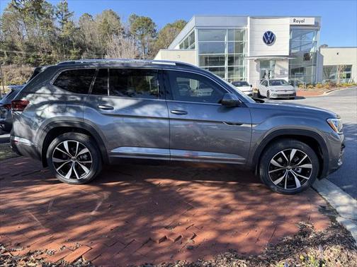 2025 Volkswagen Atlas 2.0T SEL Premium R-Line 4MOTION