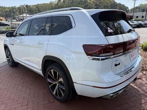 2025 Volkswagen Atlas 2.0T SEL Premium R-Line 4MOTION