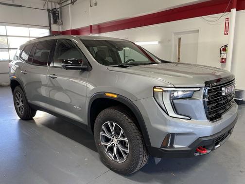 2026 GMC Acadia AT4 AWD