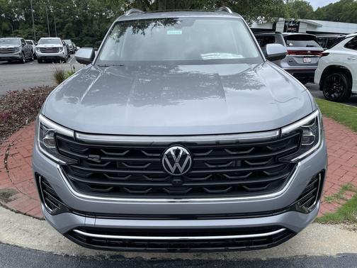 2025 Volkswagen Atlas 2.0T SEL Premium R-Line 4MOTION