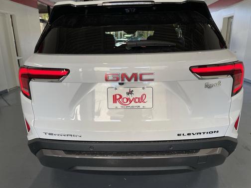 2026 GMC Terrain FWD Elevation