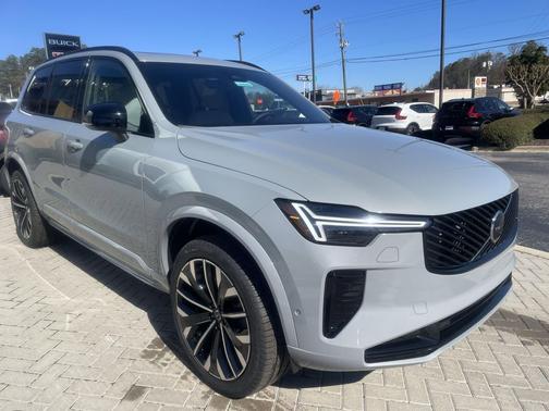 2026 Volvo XC90 Ultra Dark Theme, B6 AWD Gas (mild hybrid), Gasoline, 7 Seats