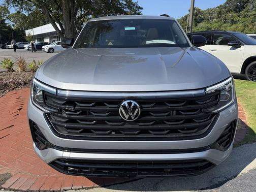 2026 Volkswagen Atlas Cross Sport 2.0T SEL