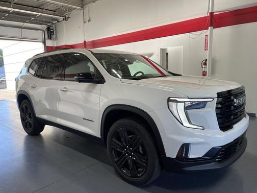 2026 GMC Acadia FWD Elevation