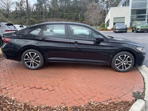 Black Pearl 2026 Volkswagen Jetta 1.4T S