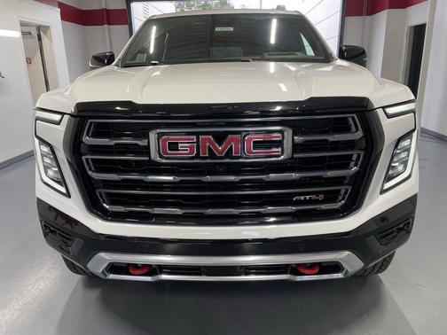 2026 GMC Yukon 4WD AT4