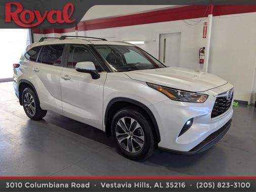 Wind Chill Pearl 2024 Toyota Highlander XLE