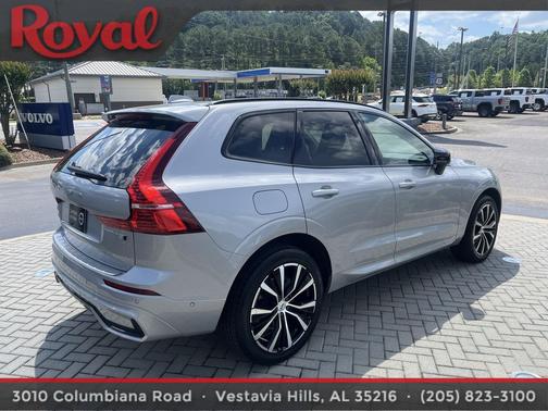Silver Dawn Metallic 2023 Volvo XC60 B5 Plus Dark Theme