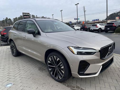 2026 Volvo XC60 Plug-In Hybrid T8 Ultra