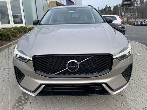 2026 Volvo XC60 Plug-In Hybrid T8 Ultra