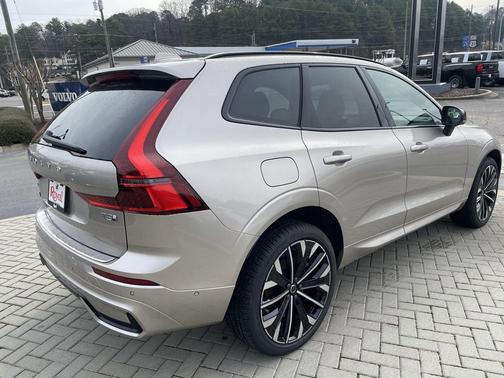2026 Volvo XC60 Plug-In Hybrid T8 Ultra