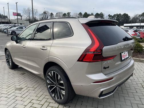 2026 Volvo XC60 Plug-In Hybrid T8 Ultra