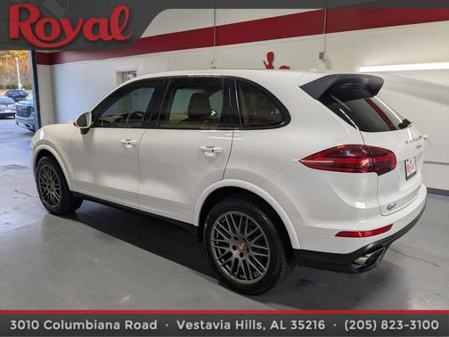 2017 Porsche Cayenne Platinum Edition