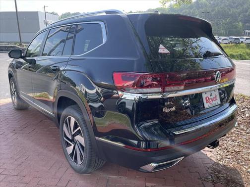 2025 Volkswagen Atlas 2.0T SEL
