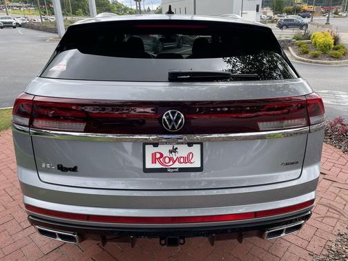 2025 Volkswagen Atlas Cross Sport 2.0T SEL Premium