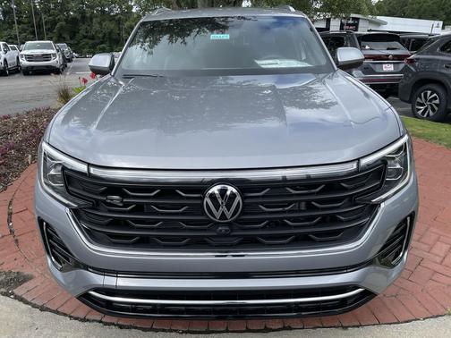 2025 Volkswagen Atlas Cross Sport 2.0T SEL Premium