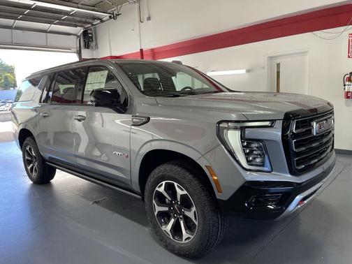 2026 GMC Yukon XL 4WD AT4