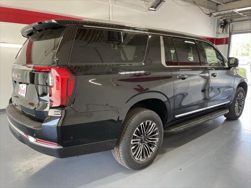 2025 GMC Yukon XL 4WD Elevation