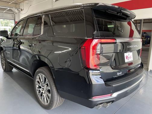 Onyx Black 2026 GMC Yukon Denali