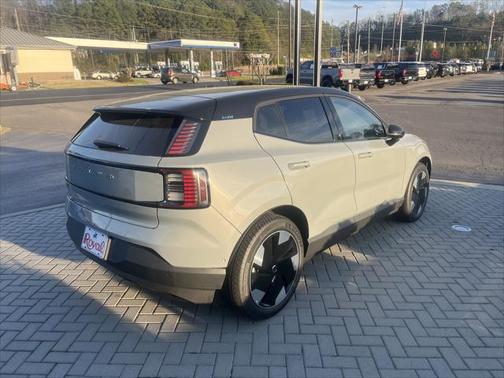 2025 Volvo EX30 Twin Motor Ultra