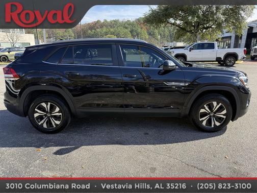 2025 Volkswagen Atlas Cross Sport 2.0T SE