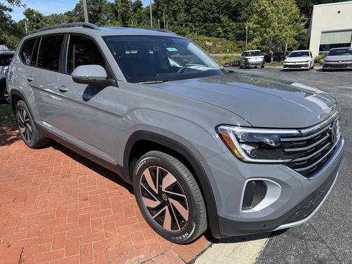 2026 Volkswagen Atlas 2.0T SEL