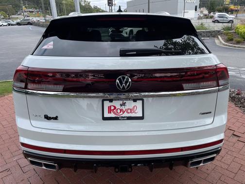 2026 Volkswagen Atlas Cross Sport 2.0T SEL Premium