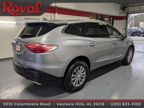 2023 Buick Enclave Essence FWD