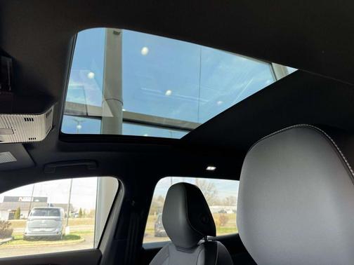 2026 Volkswagen Tiguan 2.0T SE R-Line Black 4MOTION