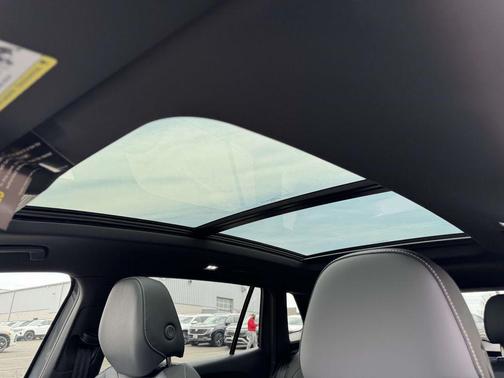 2026 Volkswagen Tiguan 2.0T SE R-Line Black 4MOTION