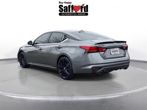 2022 Nissan Altima SR FWD