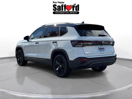 2025 Volkswagen Taos 1.5T SE Black