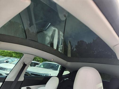 Solid Black 2022 Tesla Model Y Performance Dual Motor All-Wheel Drive