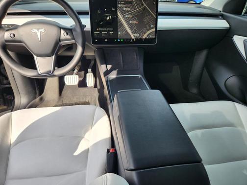 Solid Black 2022 Tesla Model Y Performance Dual Motor All-Wheel Drive