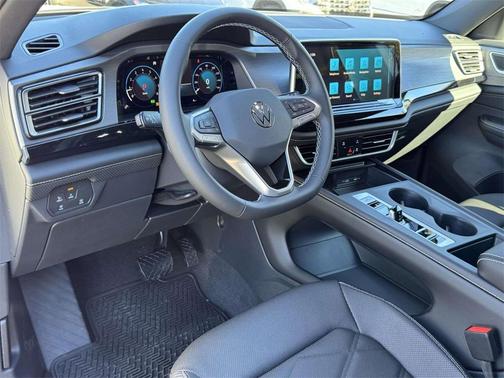 2026 Volkswagen Atlas Cross Sport 2.0T SE