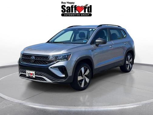 Silver Metallic 2024 Volkswagen Taos 1.5T S