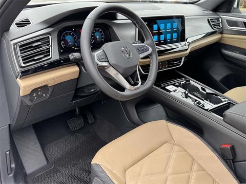 2026 Volkswagen Atlas Cross Sport 2.0T SE w/Technology 4MOTION