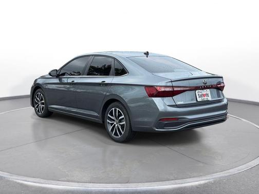 Platinum Gray Metallic 2025 Volkswagen Jetta 1.5T SE