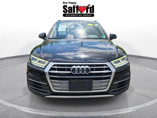 Mythos Black Metallic 2019 Audi Q5 2.0T Premium Plus