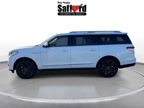 White Metallic 2024 Lincoln Navigator L Reserve