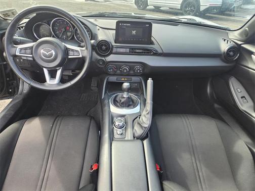 2023 Mazda MX-5 Miata Sport