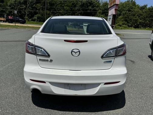 2013 Mazda Mazda3 i Sport