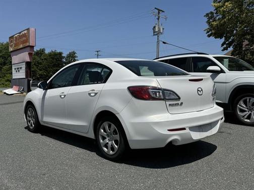 2013 Mazda Mazda3 i Sport